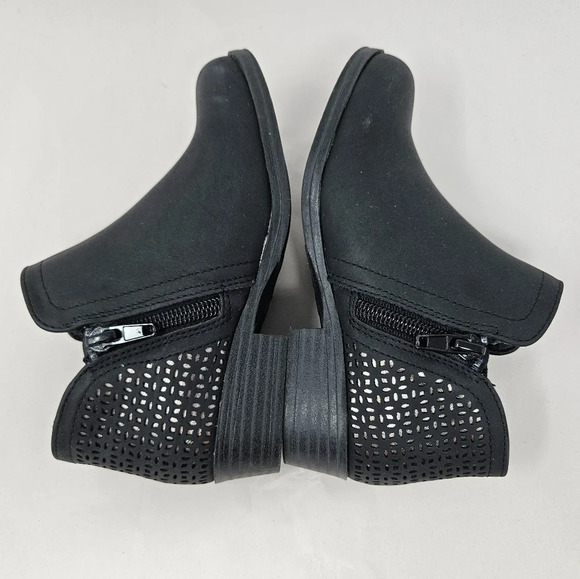 Mia Kid's Girl's Ankle Booties Sz 11M Black Faux Leather Zip Perforated Cutout - Picture 6 of 9